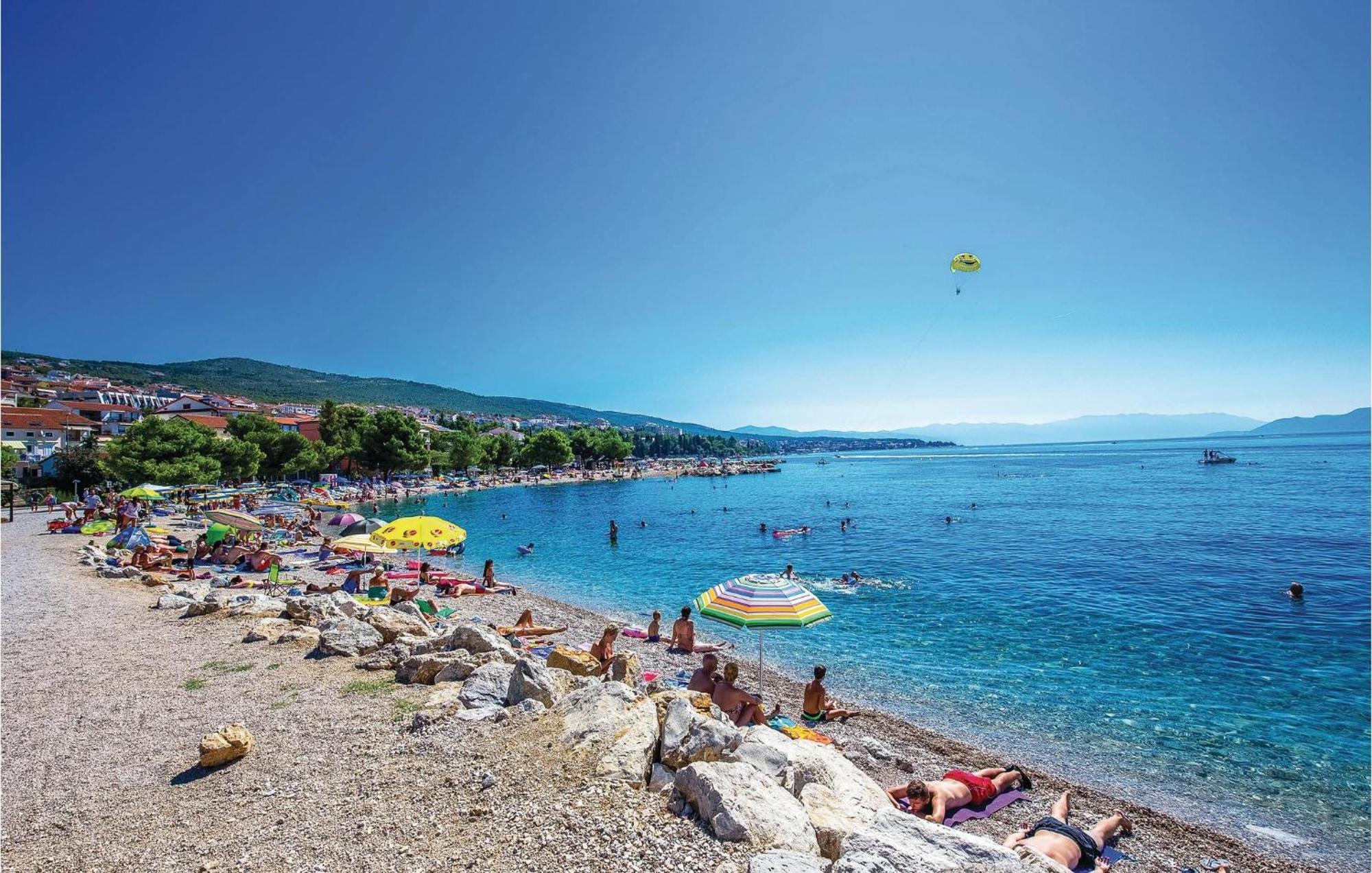 Amazing apartment in Crikvenica with 2 Bedrooms, WiFi&Indoor swimming pool Buitenkant foto